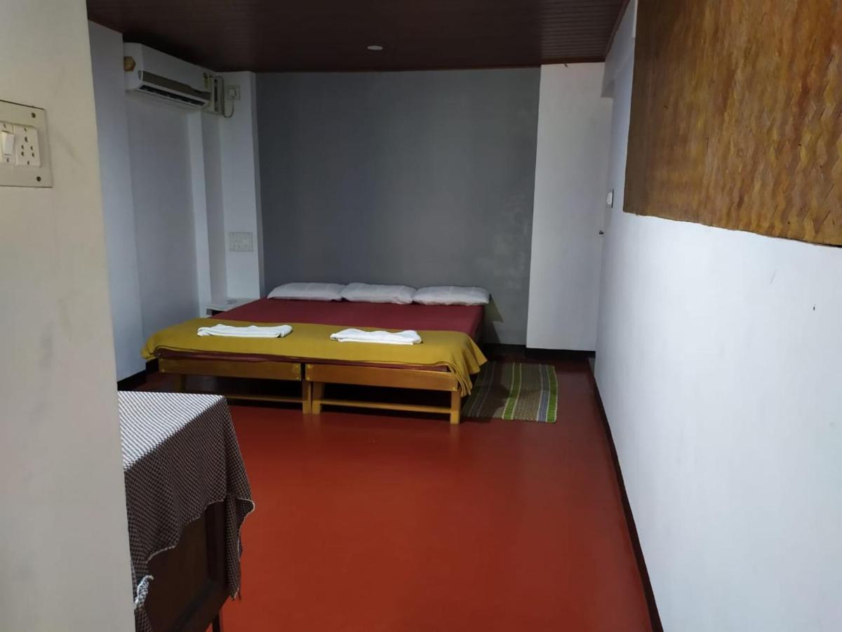 Ambadi'S Villa -Lake View Resort Pallipuram 외부 사진