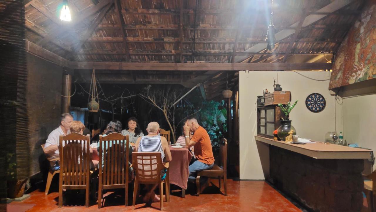 Ambadi'S Villa -Lake View Resort Pallipuram 외부 사진